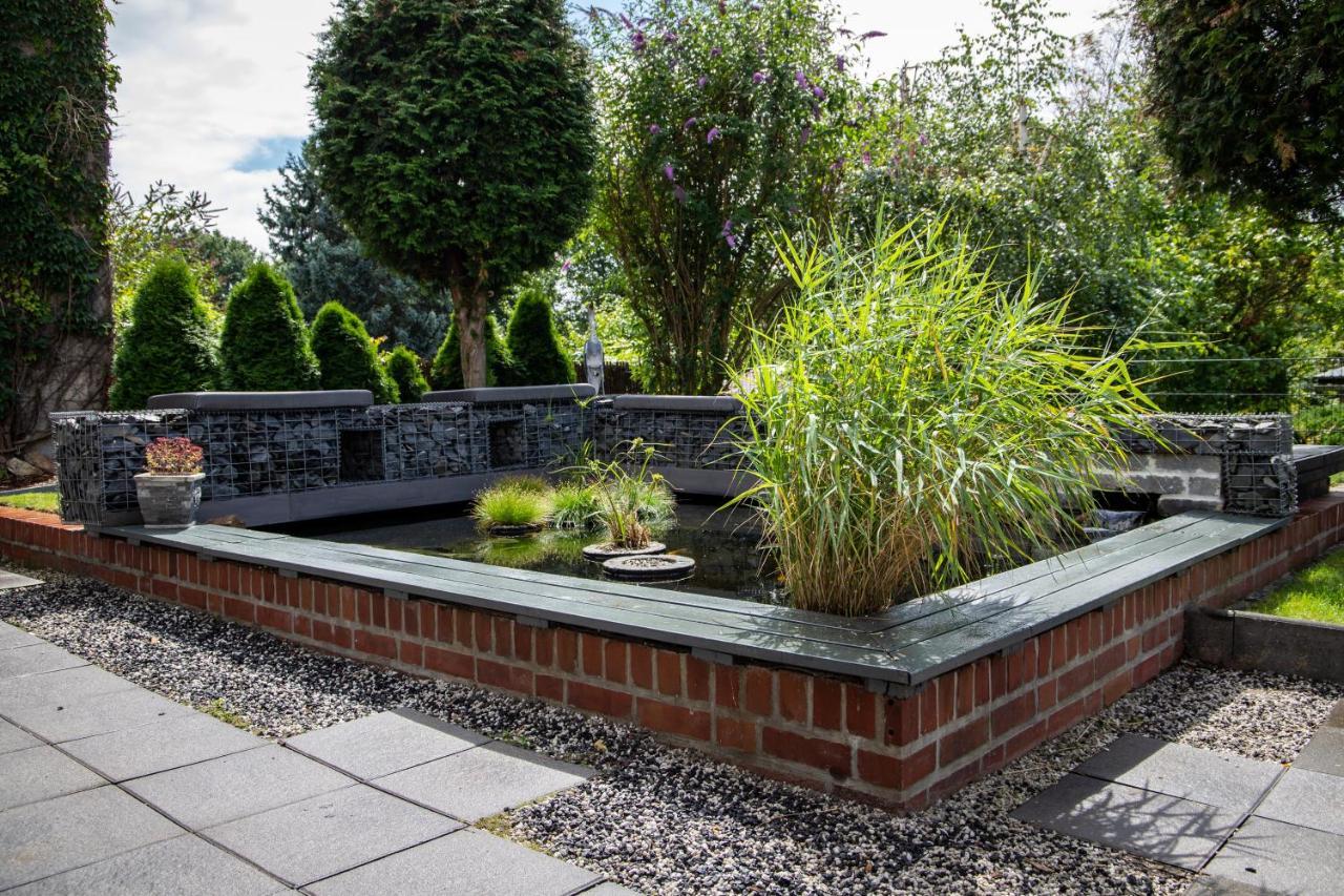 Unterschlupf Radeberg Mit Garten & Whirlpool Exterior foto