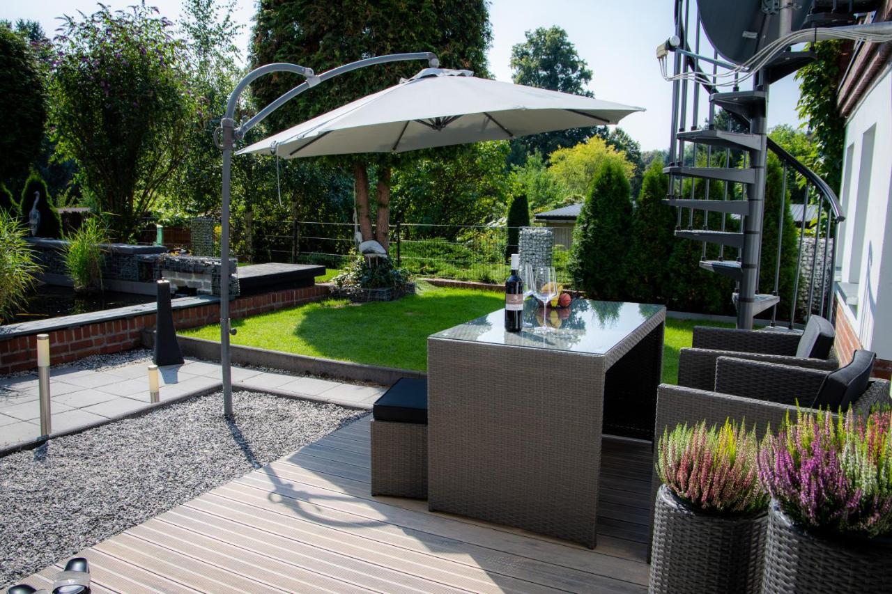 Unterschlupf Radeberg Mit Garten & Whirlpool Exterior foto
