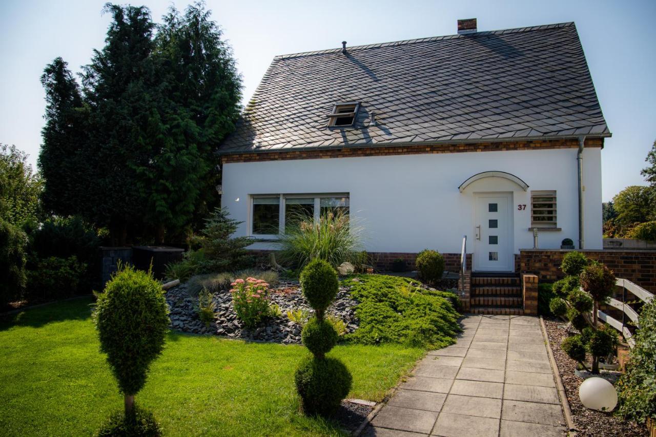 Unterschlupf Radeberg Mit Garten & Whirlpool Exterior foto